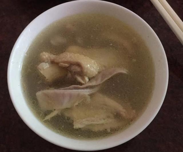 在這樣北風(fēng)呼嘯的日子里，想吃點(diǎn)暖心又暖胃的美食，大家有什么推薦嗎？